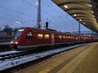 Ez pedig mr az n vonatom, 3 ktrszes motorvonat indul majd Lindau (ell 1) s Oberstdorf (htul 2 egysg) irnyba