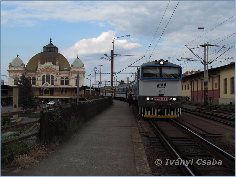 Plze�