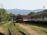 Az �rsek�jv�ri Szam�r csak a nagyobb terhel�s� id�szakokban j�r, azon k�v�l motorvonatok j�rnak errefel�