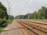Valaha arrafelé egészen Tallinig el lehetett jutni, a sínek ma a következõ állomáson, Skultéban véget érnek