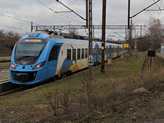 Az alsó szinten (az állomás két szintes) az ED78-017 készül éppen Szczecinbe